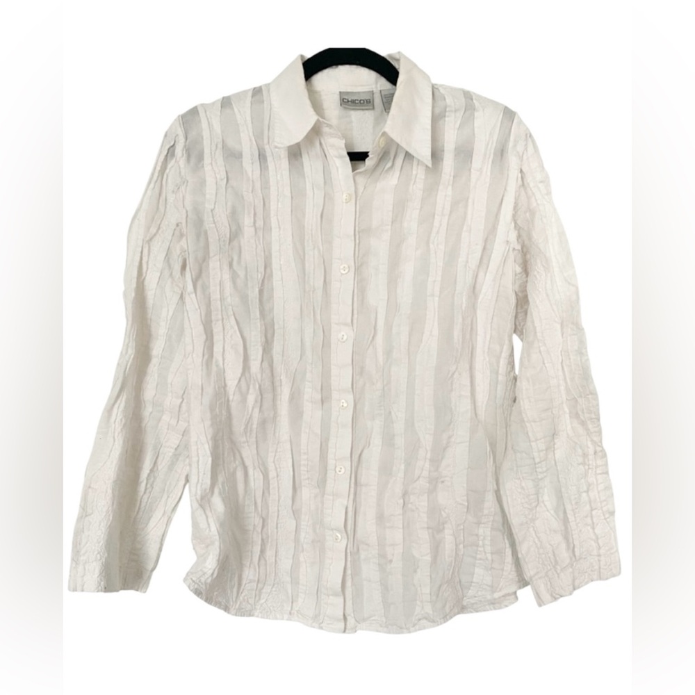 Chicos White Collared Long Sleeve Button Down Top